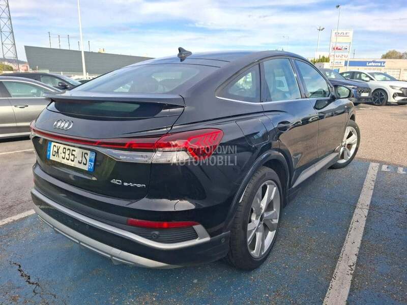 Audi Q4 e-tron E-TRON 204CH SLINE