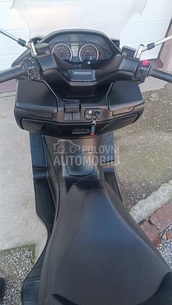 Suzuki burgman