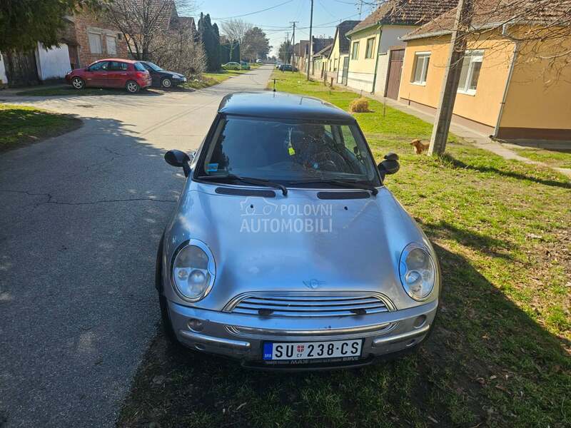 MINI Cooper 1.6