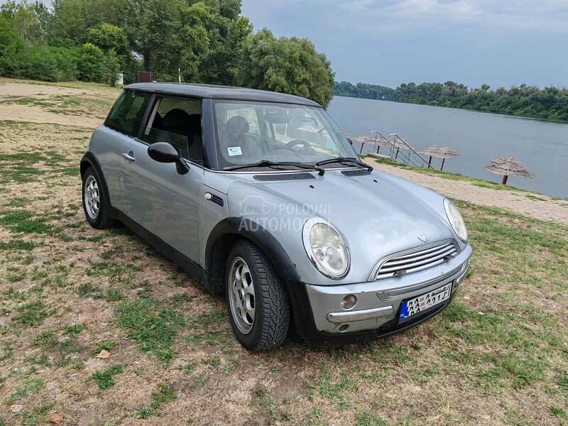 MINI Cooper 1.6