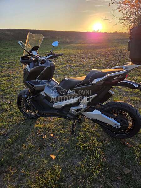 Honda Xadv750