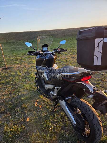 Honda Xadv750