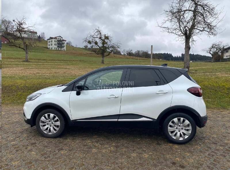 Renault Captur INITIALE PARIS