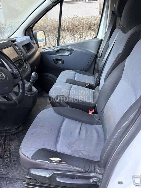 Opel Vivaro 