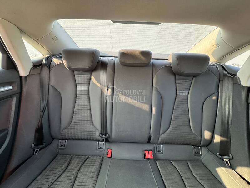 Audi A3 2.0TDI S-Tron Matrix