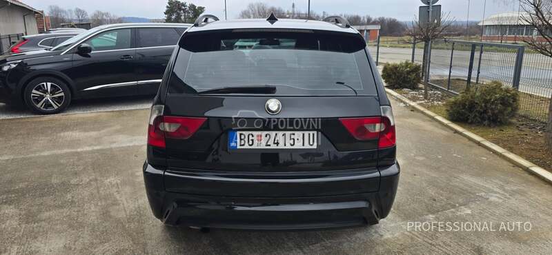 BMW X3 2.0d/4x4/Pano/Nav