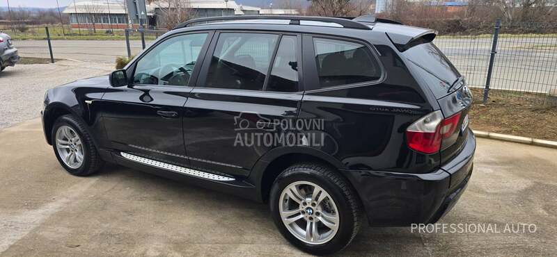 BMW X3 2.0d/4x4/Pano/Nav