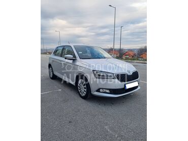 Škoda Fabia 1.0