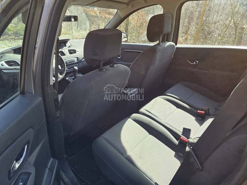 Renault Scenic 1.2 TCE