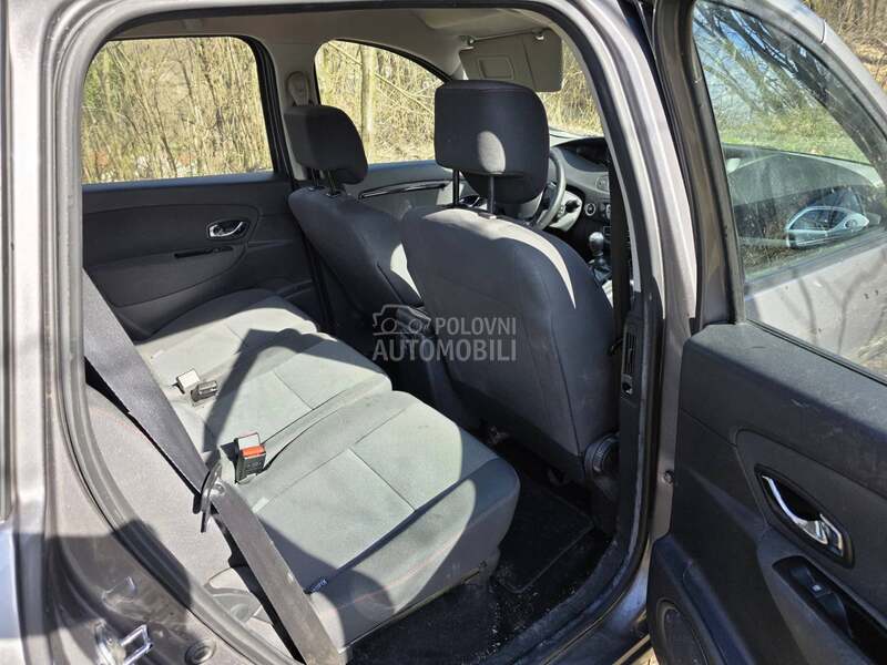 Renault Scenic 1.2 TCE