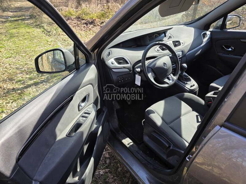 Renault Scenic 1.2 TCE