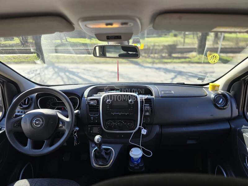 Opel Vivaro 