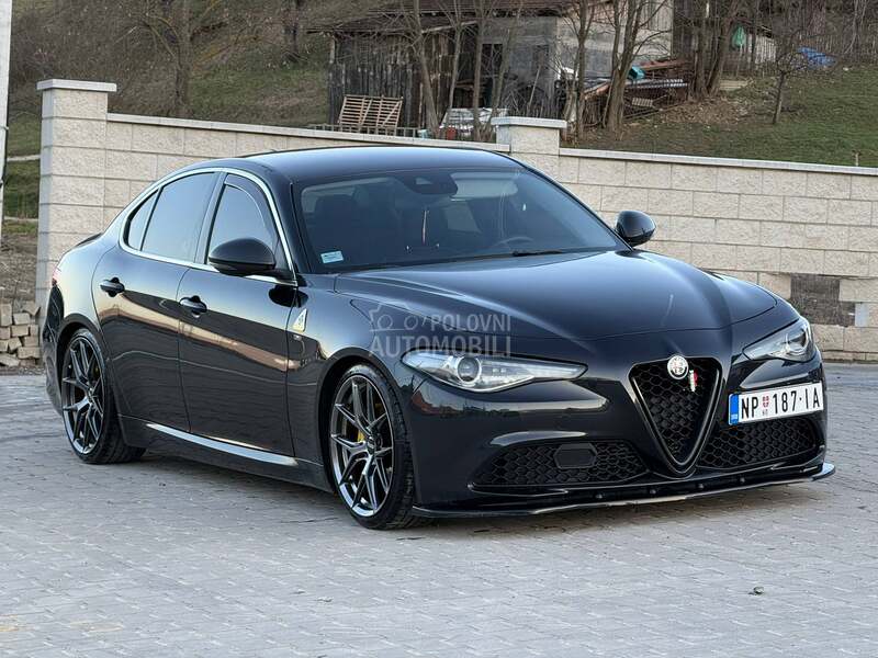 Alfa Romeo Giulia Q2