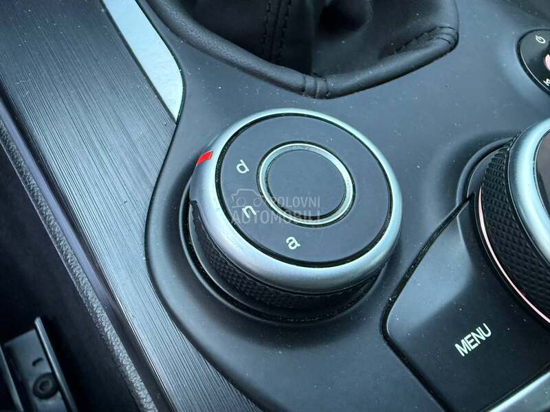 Alfa Romeo Giulia Q2