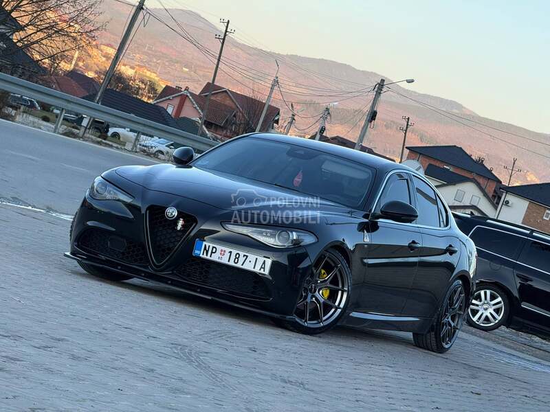 Alfa Romeo Giulia Q2