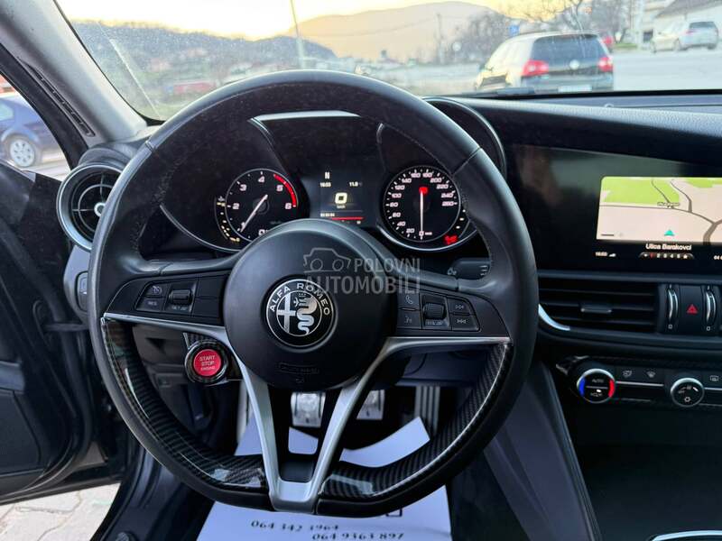 Alfa Romeo Giulia Q2