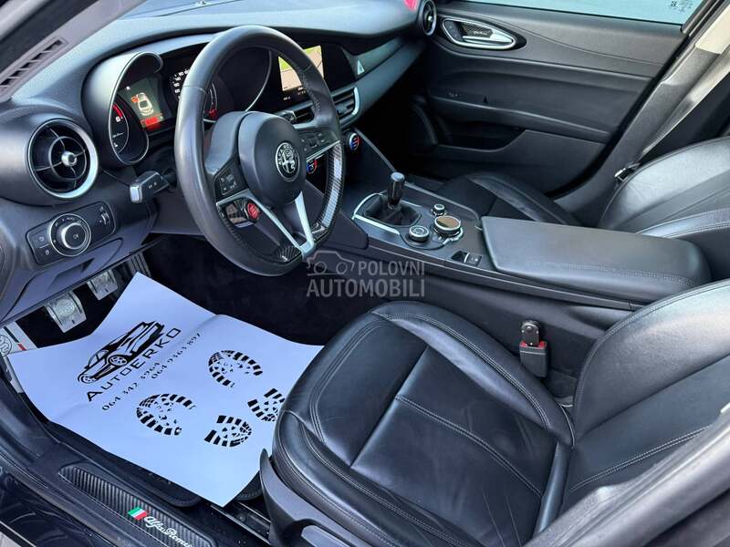 Alfa Romeo Giulia Q2