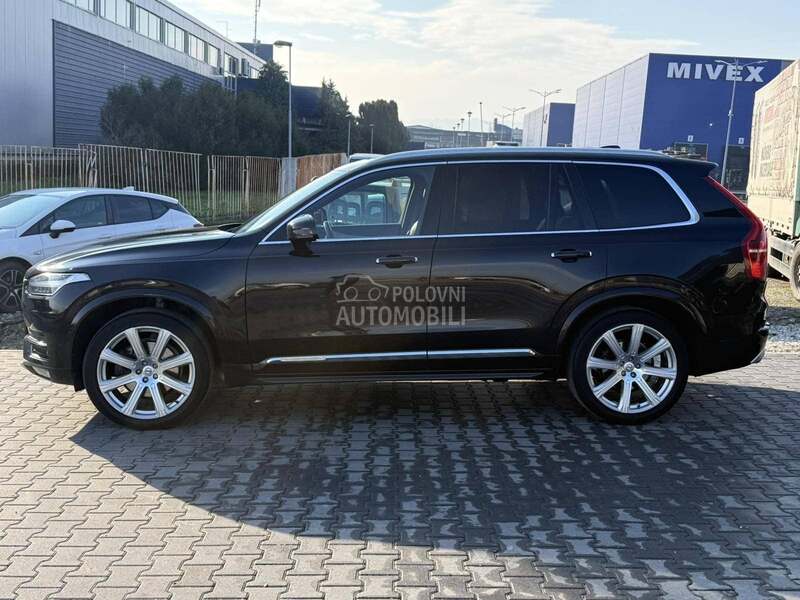 Volvo XC90 