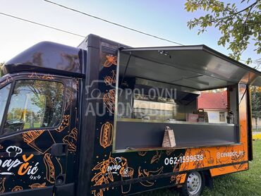 Iveco Daily Food Truck