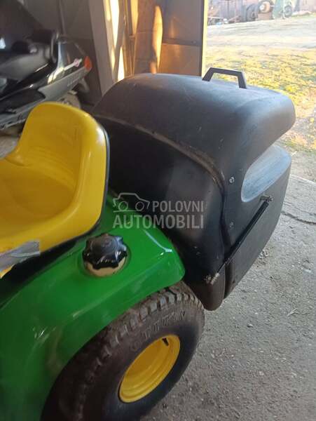 John Deere LRT 166