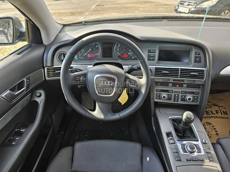 Audi A6 2,4