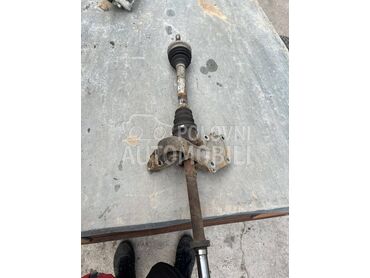 Poluosovina desna 1.4i za Peugeot 206