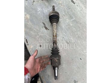 Poluosovina leva 1.4i za Peugeot 206