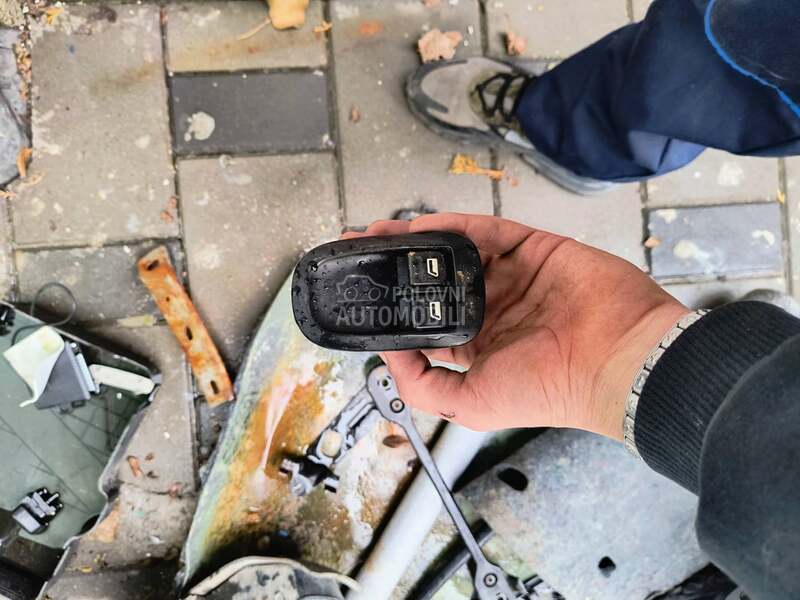 Prekidac podizaca stakla