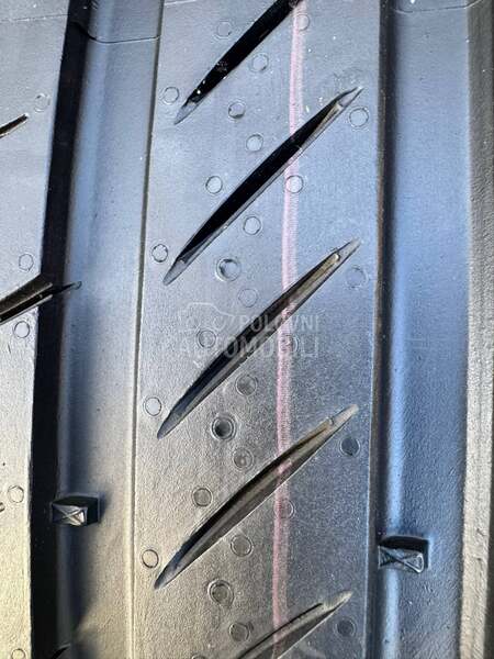 Continental 275/40 R21 Letnja