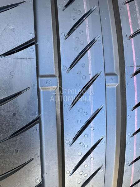 Continental 275/40 R21 Letnja