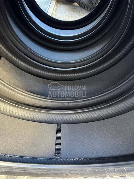 Continental 275/40 R21 Letnja