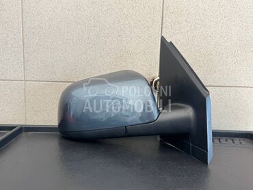 Desni retrovizor za Volkswagen Polo od 2002. do 2005. god.