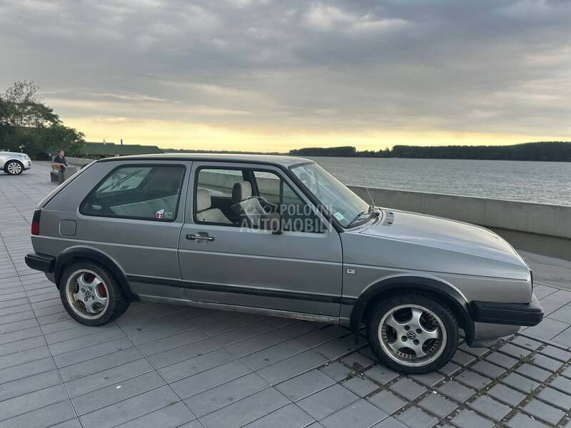 Volkswagen Golf 2 