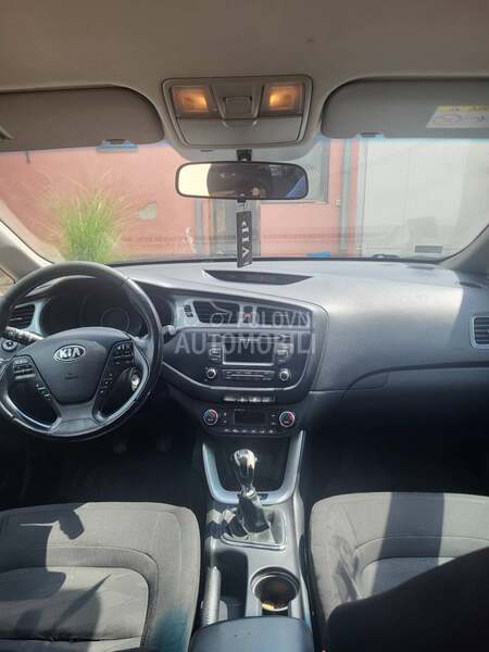 Kia cee`d sw 