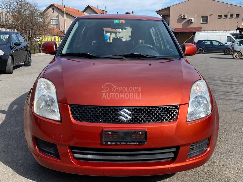 Suzuki Swift 