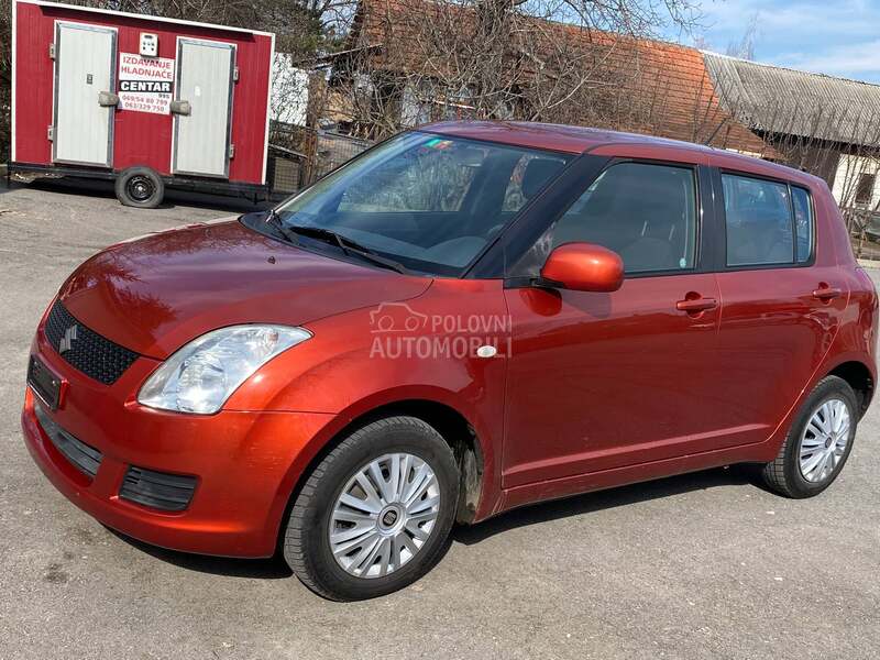 Suzuki Swift 