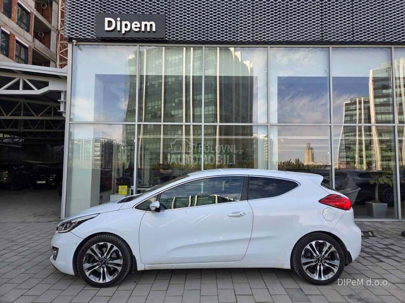 Kia pro_cee`d 1.6 MAXX