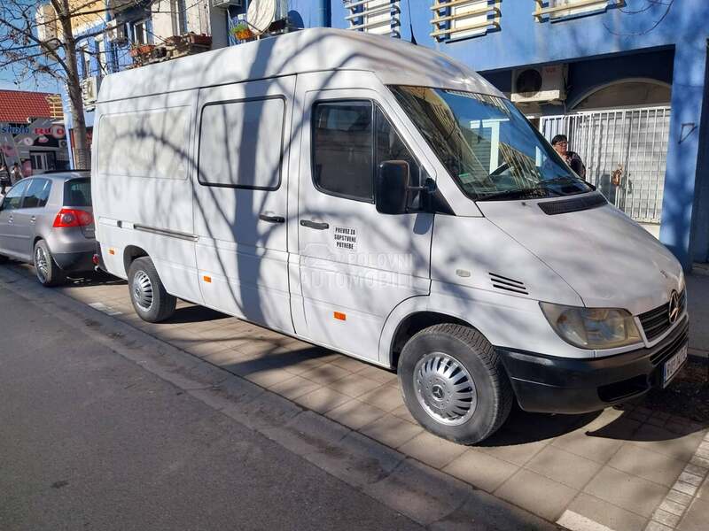 Mercedes Benz Sprinter 