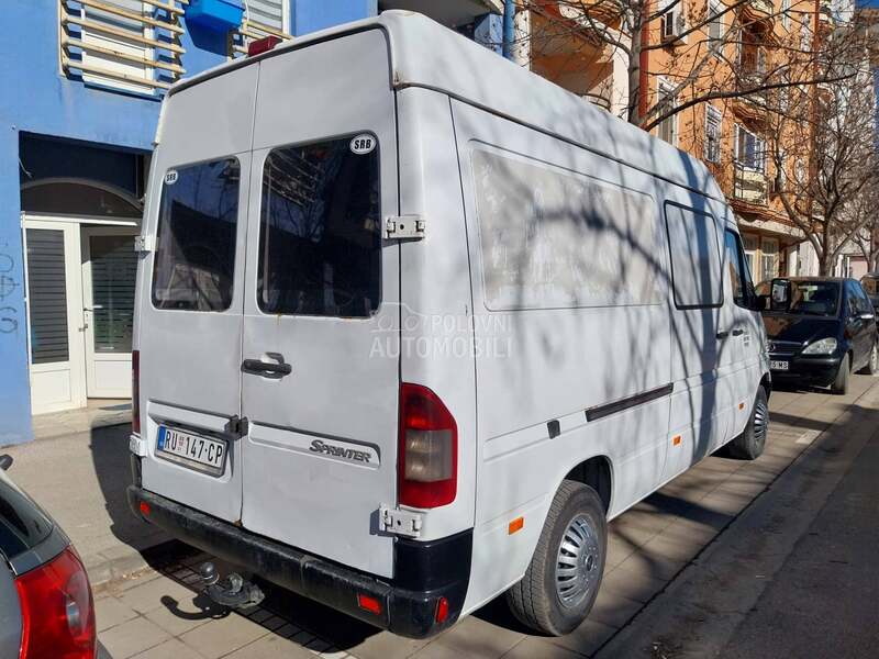 Mercedes Benz Sprinter 