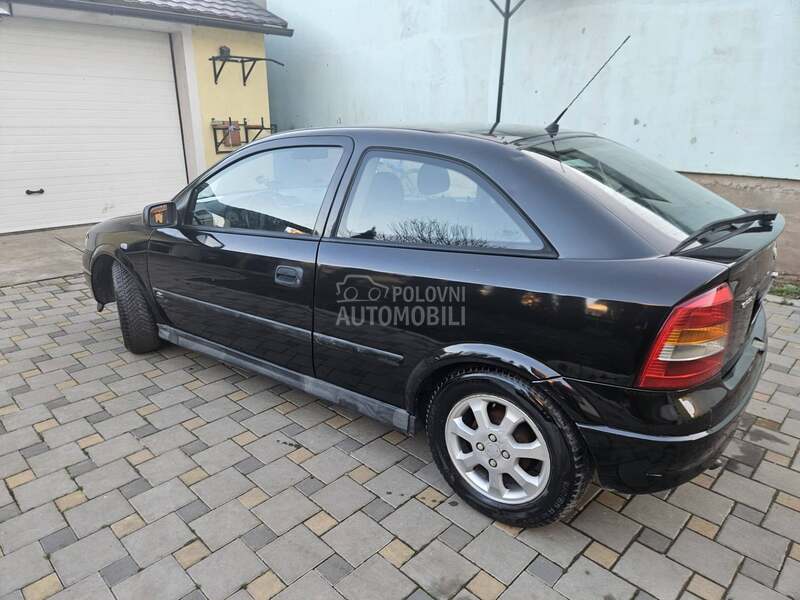 Opel Astra G 1.7
