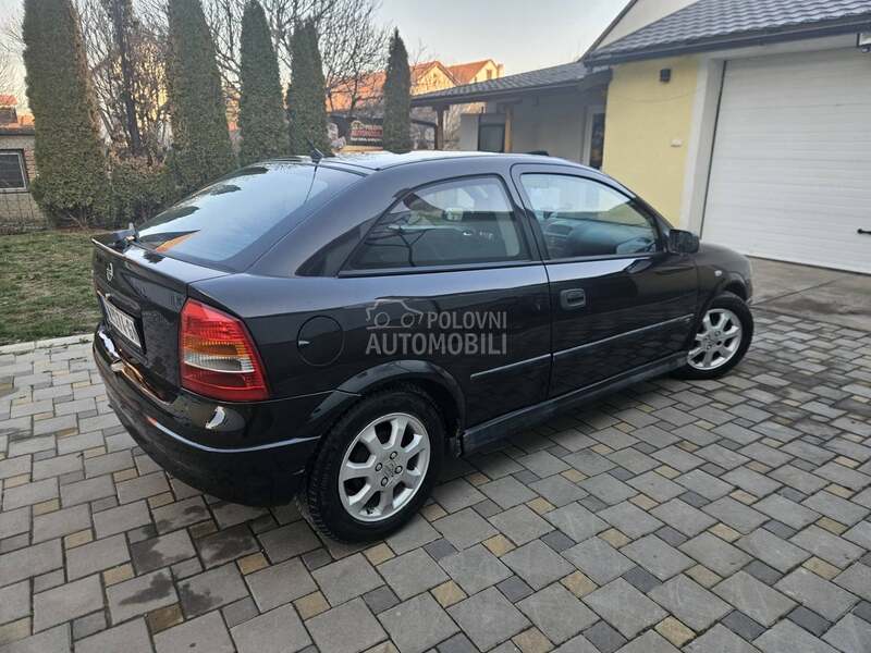 Opel Astra G 1.7