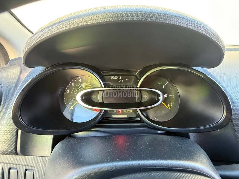 Renault Clio DCI 75 AUTHENTIQUE