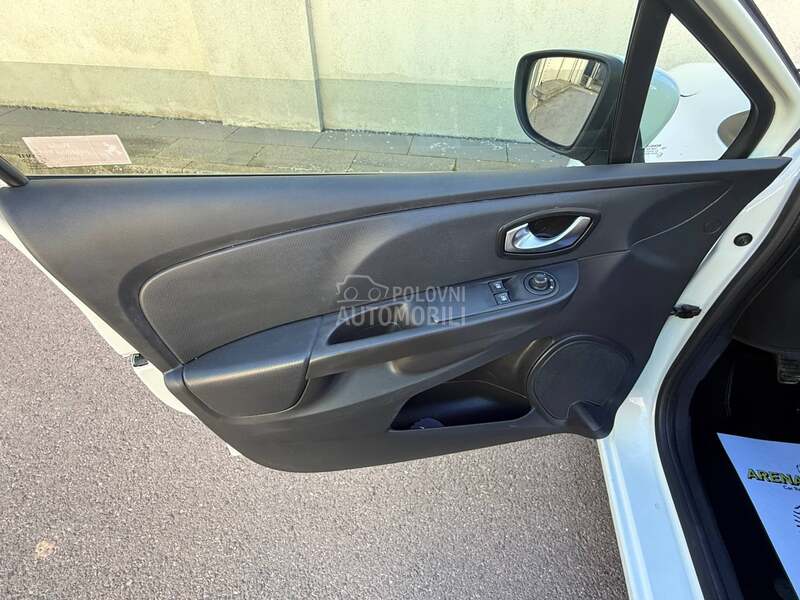 Renault Clio DCI 75 AUTHENTIQUE