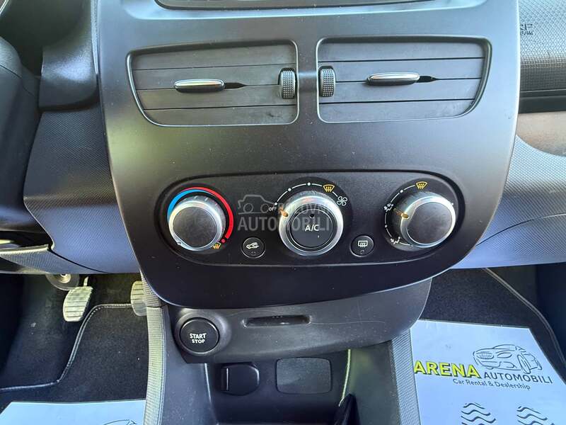 Renault Clio DCI 75 AUTHENTIQUE