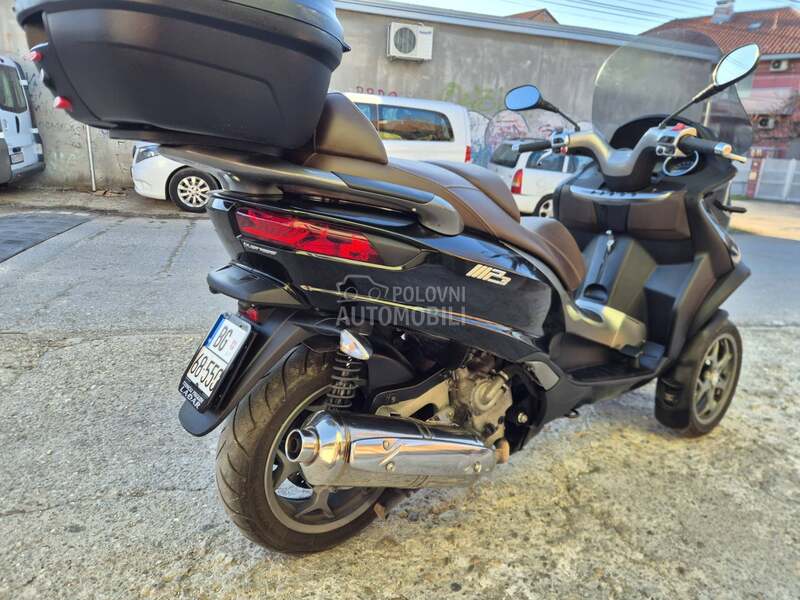 Piaggio mp3 500