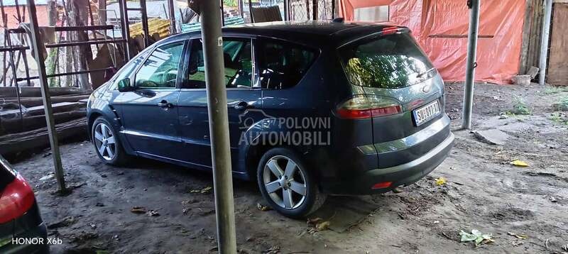 Ford S-Max 