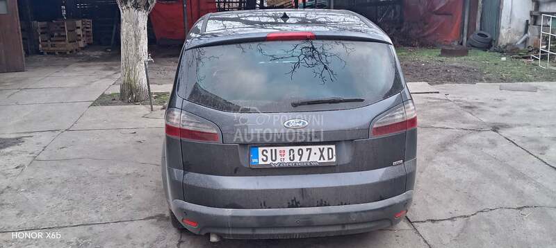 Ford S-Max 
