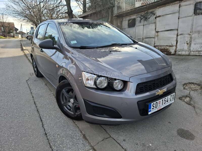 Chevrolet Aveo 1,2 b