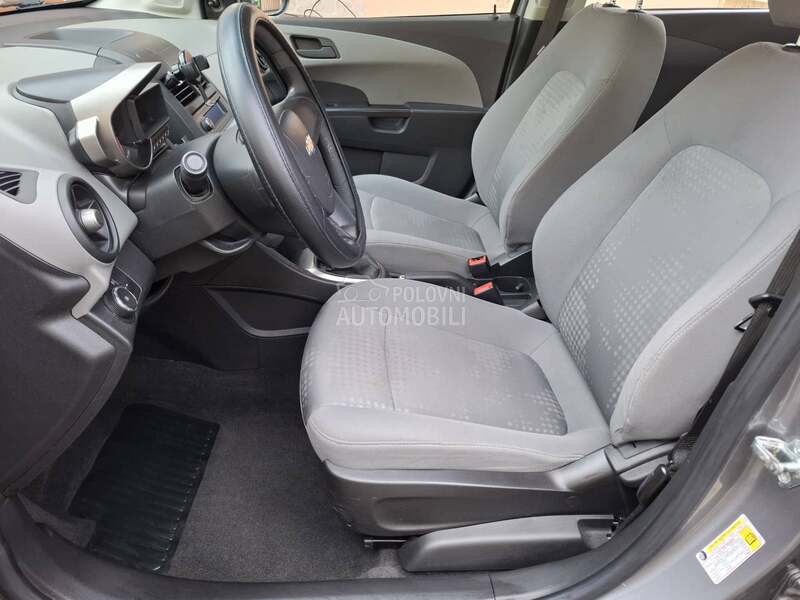 Chevrolet Aveo 1,2 b