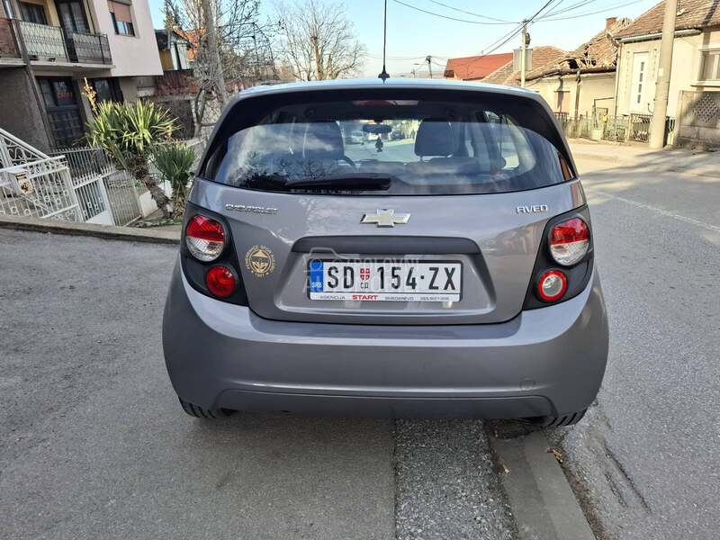 Chevrolet Aveo 1,2 b